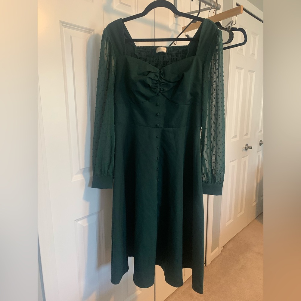 Elegant Dark Green Long Sleeve Midi Dress with Sheer Dotted Sleeves